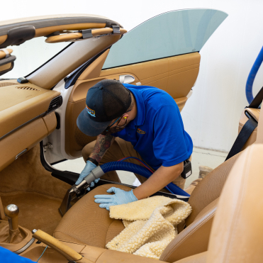 Zenetec Interior Detailing Employee