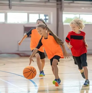 Basketball team fundraisers at Zenetec