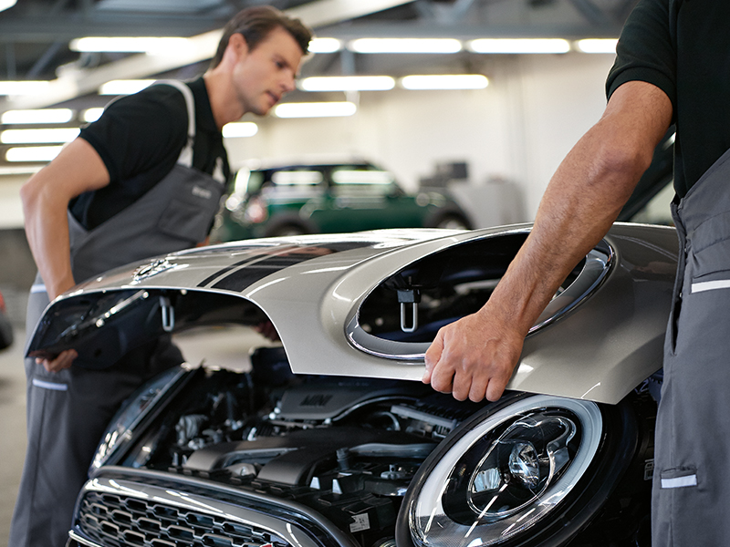 Collision Repair Services Tailored for Georgian BMW & MINI Owners at Zenetec