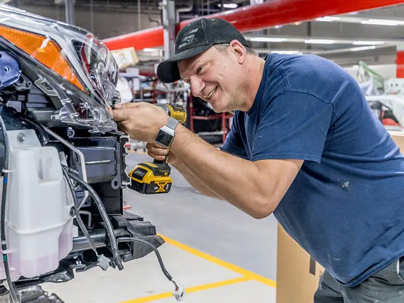 BMW Collision and Auto Glass Repair Thornhill